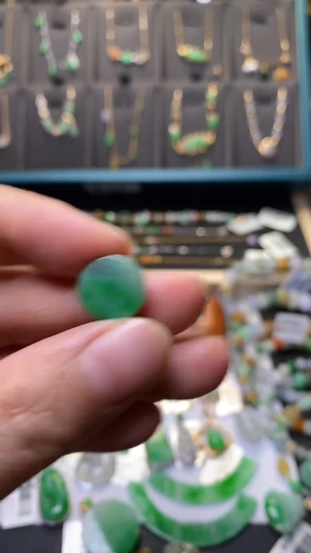 颈饰未镶嵌翡翠420305