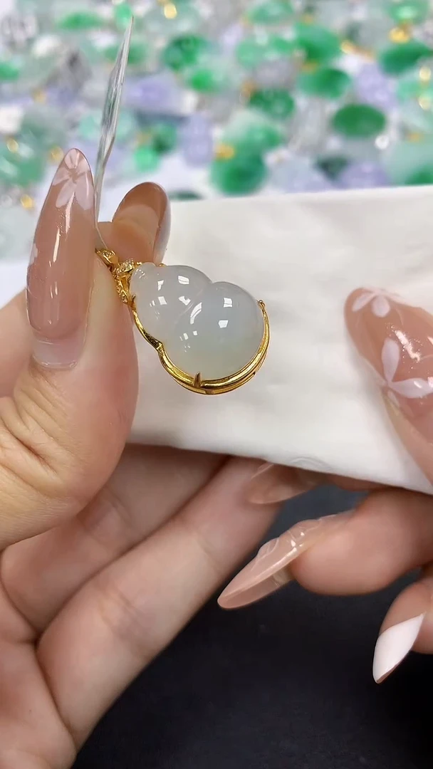 颈饰银S925镶嵌翡翠a货假一赔三支持复检百元上9元证书费自理