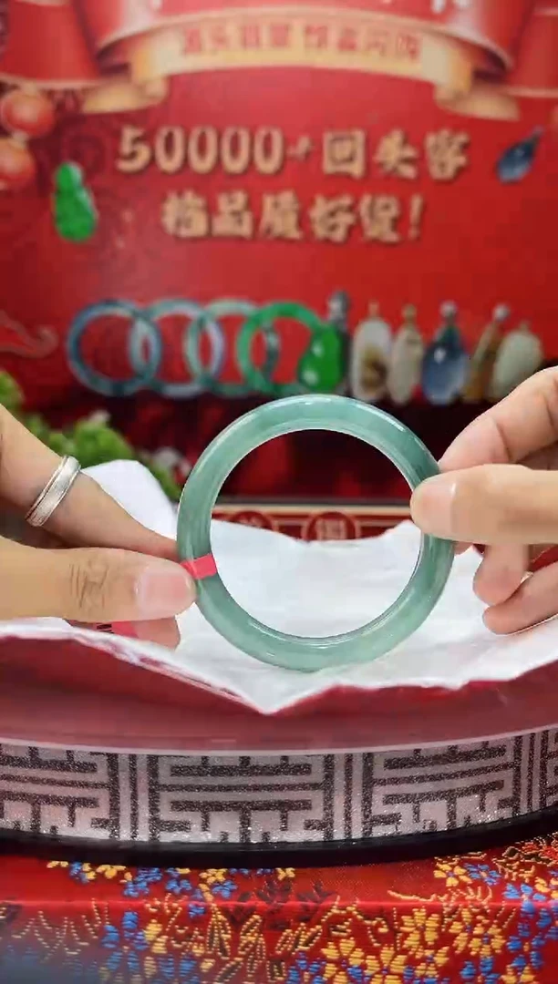 【闪购商品】翡翠手镯未镶嵌手镯3