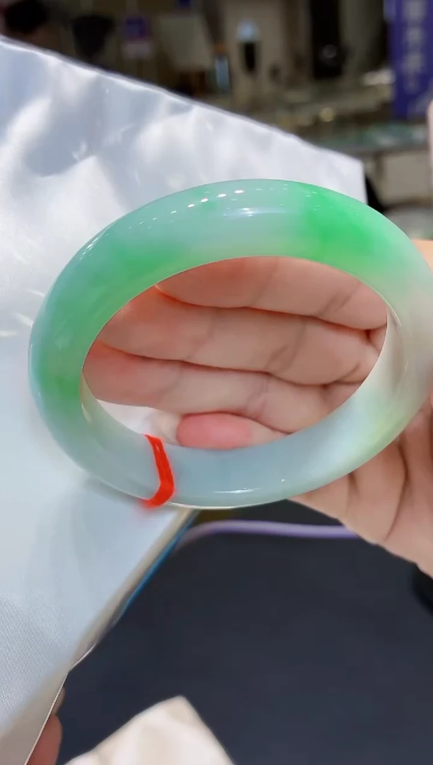 未镶嵌手镯翡翠翡翠手镯57