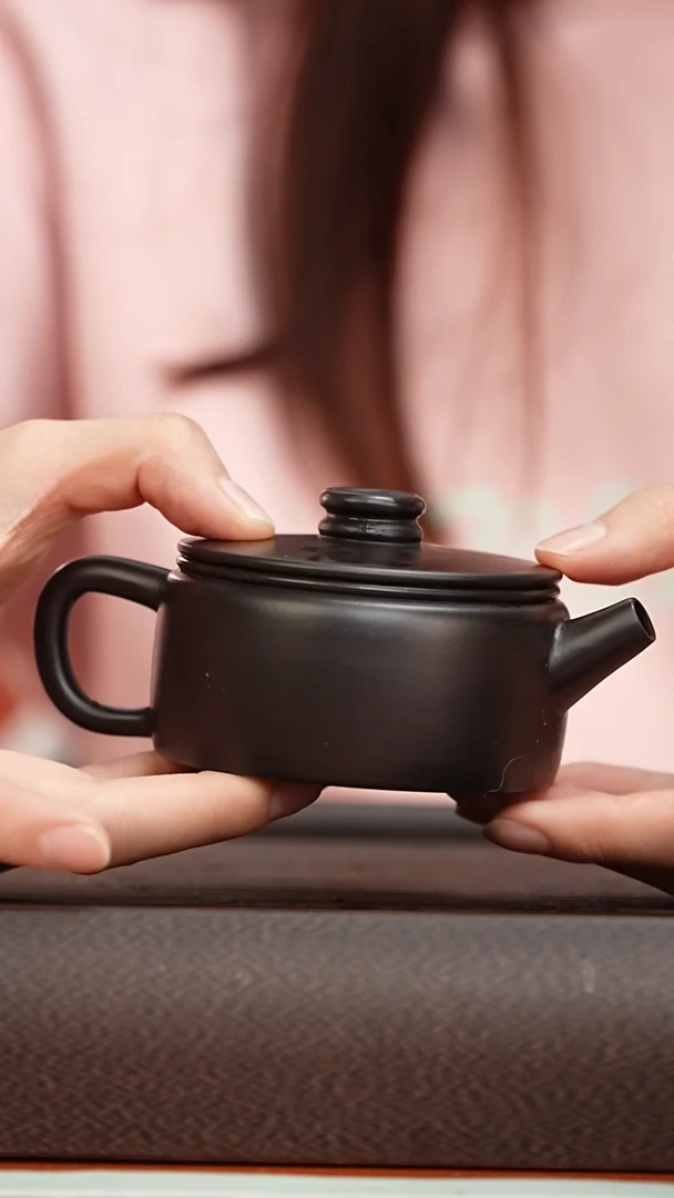 【闪购商品】紫砂茶壶东篱还原烧铜钱光素汉瓦150CC