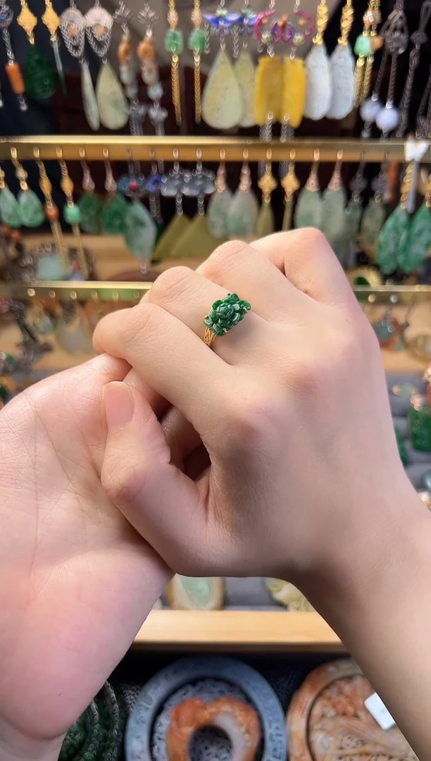 未镶嵌定制翡翠翡翠