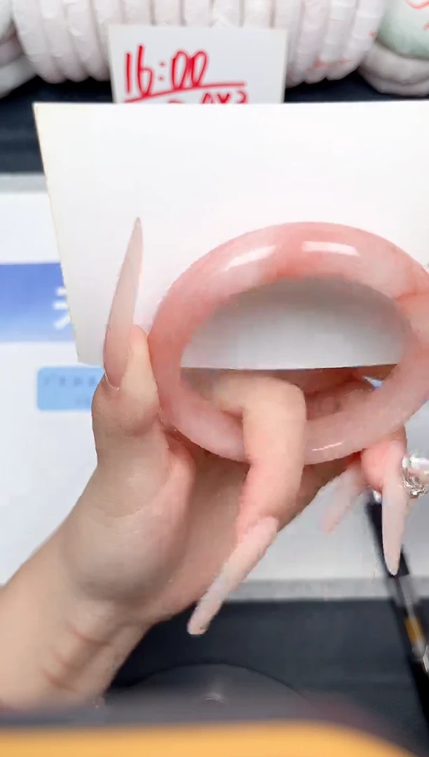 未镶嵌手镯石英质玉84-58