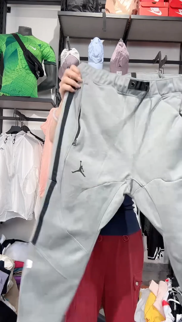 1335  编码 瑕疵款直播间过款为准 尺码 L175