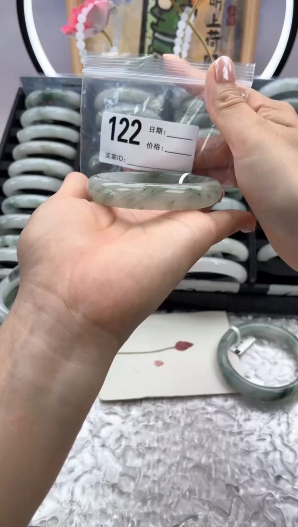 石英质玉手镯未镶嵌122