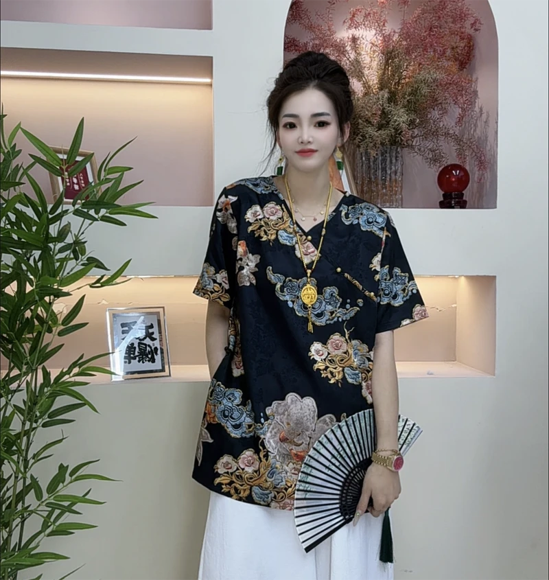 【西红柿】夏季新款2025国风半袖衬衫女新中式V领大码宽松上衣