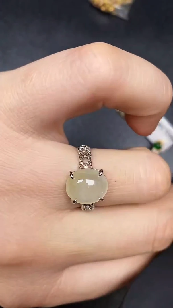 银S925镶嵌戒指翡翠4500