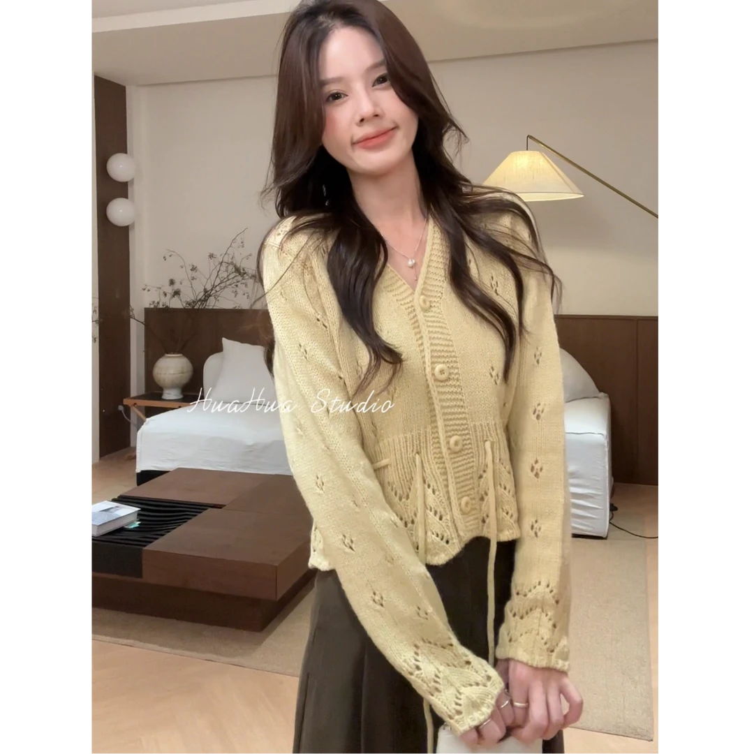 【花花】黄油软糖~韩系镂空设计感波浪边下摆腰间系带针织毛衫