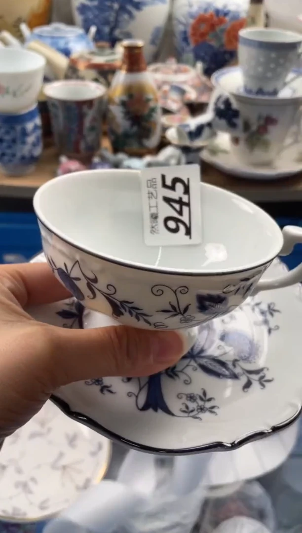 【闪购商品】瓷片945然曦海外工艺品****