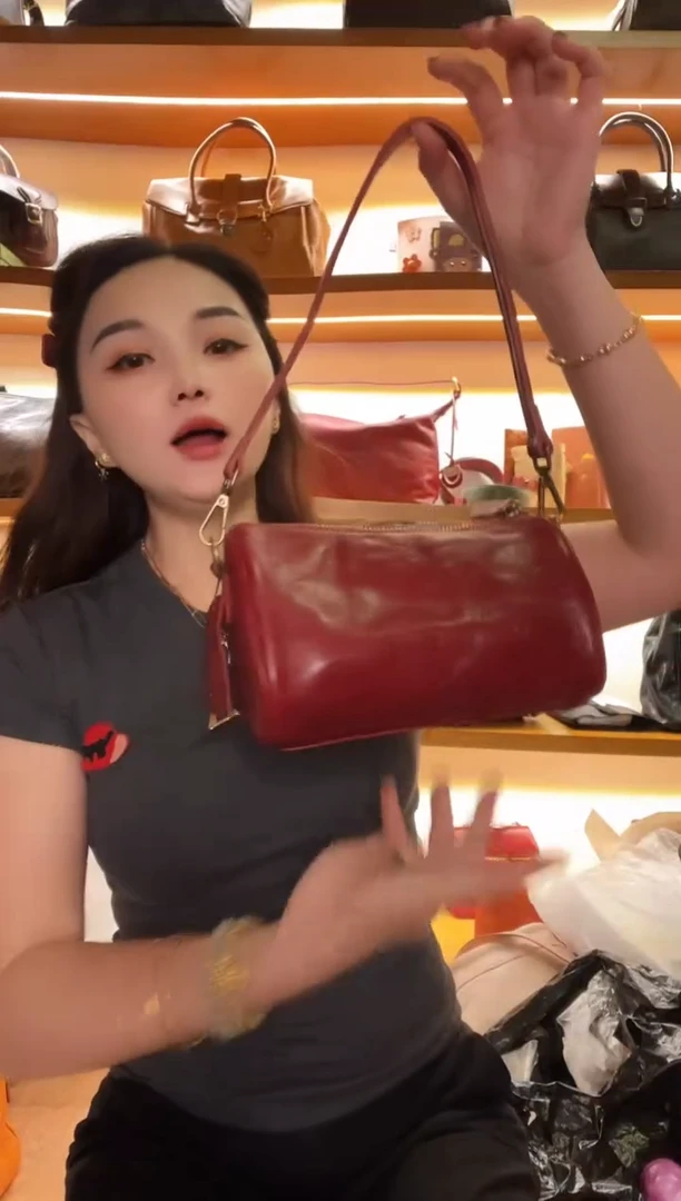 水牛皮（革）  高端订制时尚百搭女士手提斜跨包