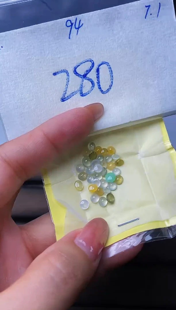 定制翡翠未镶嵌缅甸天然翡翠A货94