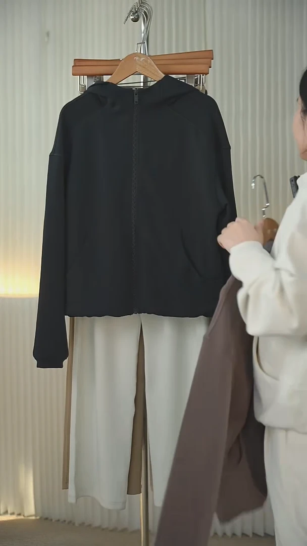 LU家拉链帽衫 黑色S