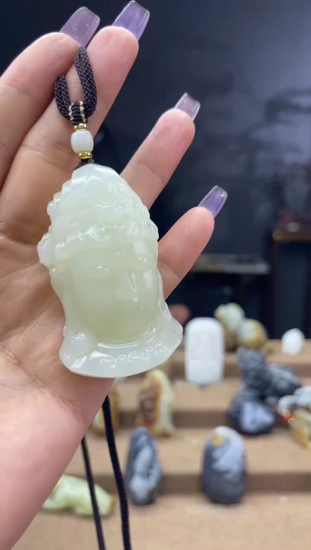 颈饰未镶嵌和田玉1