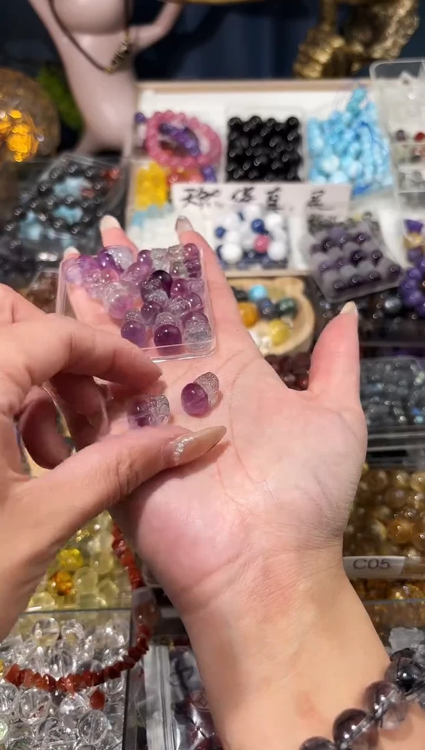 【闪购商品】萤石手串未镶嵌渐变紫萤石貔貅一个宽卡10