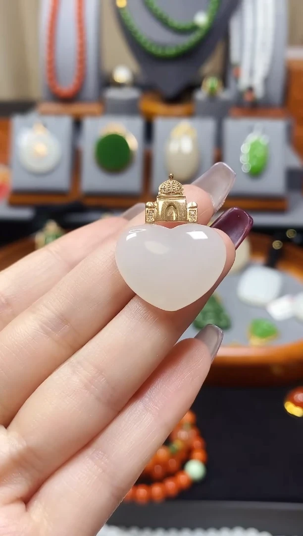 【闪购商品】和田玉羊脂爱心吊坠18K金镶嵌*玫瑰金色