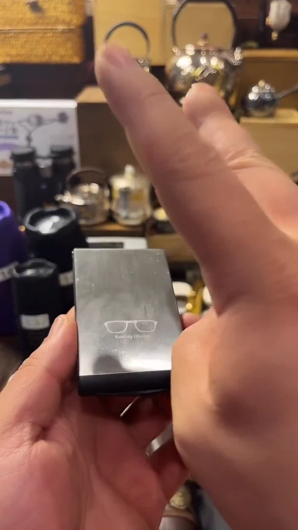 瓷片闪购商品 如图所示