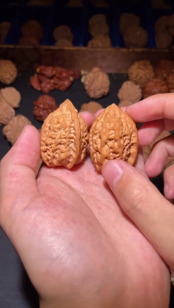 把件文玩核桃吊**当文玩核桃沈阳鸡心