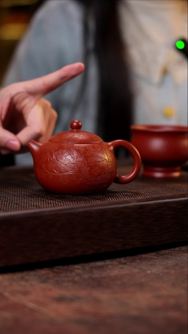 西施 刻墨梅 寅春朱泥 200cc