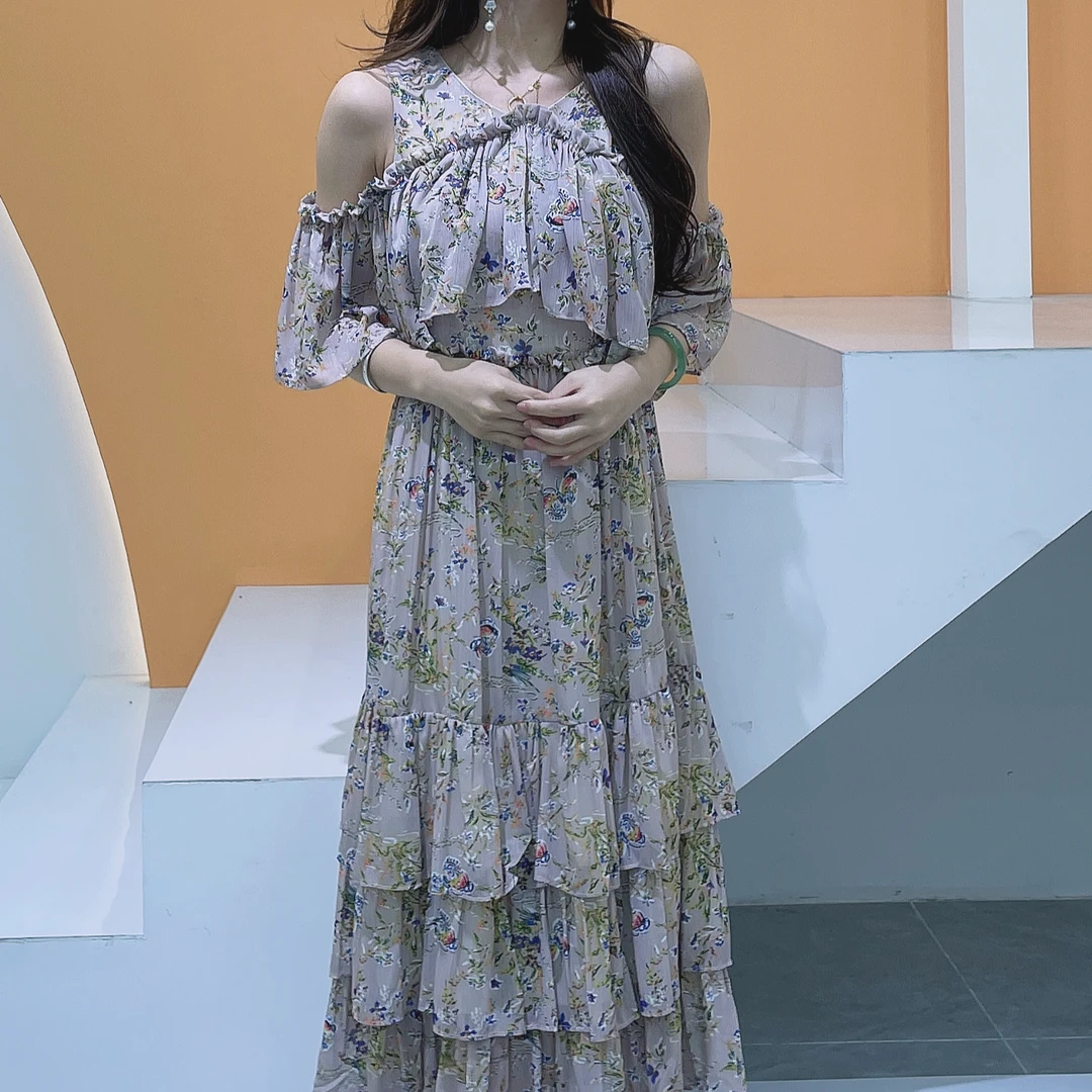 ［依易原创］小众淑女款碎花显瘦漏肩连衣裙A0902