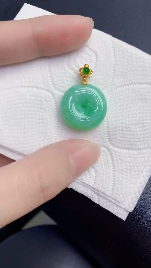 颈饰未镶嵌翡翠天然翡翠缅甸A货