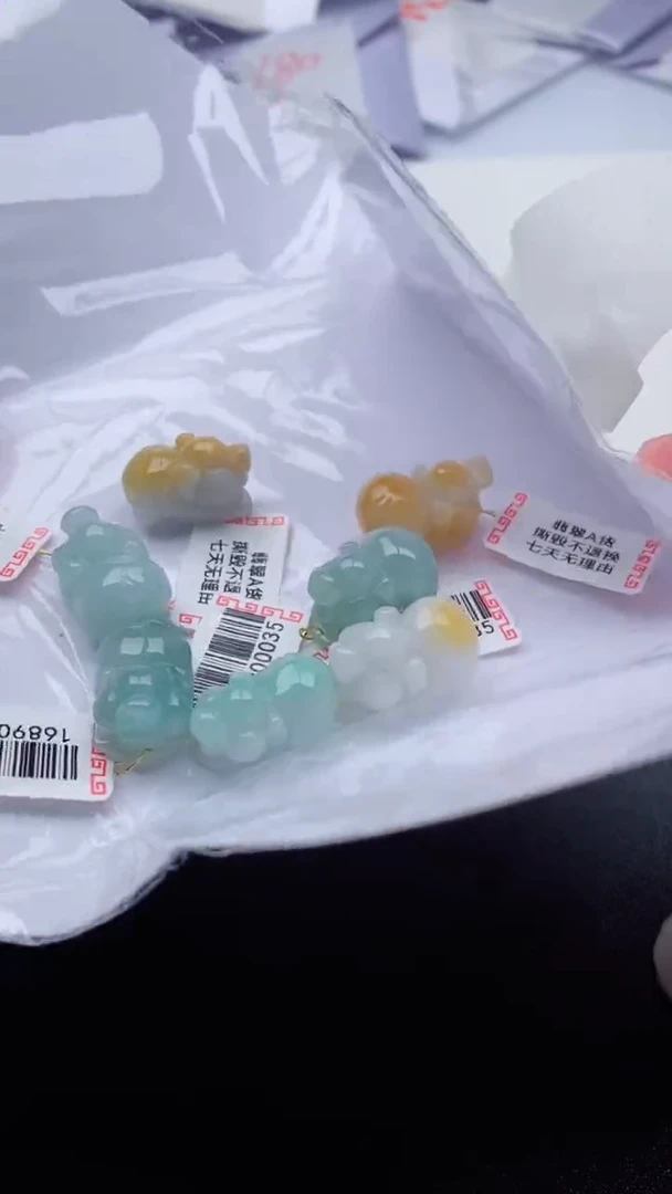 未镶嵌手串翡翠多样性发其一