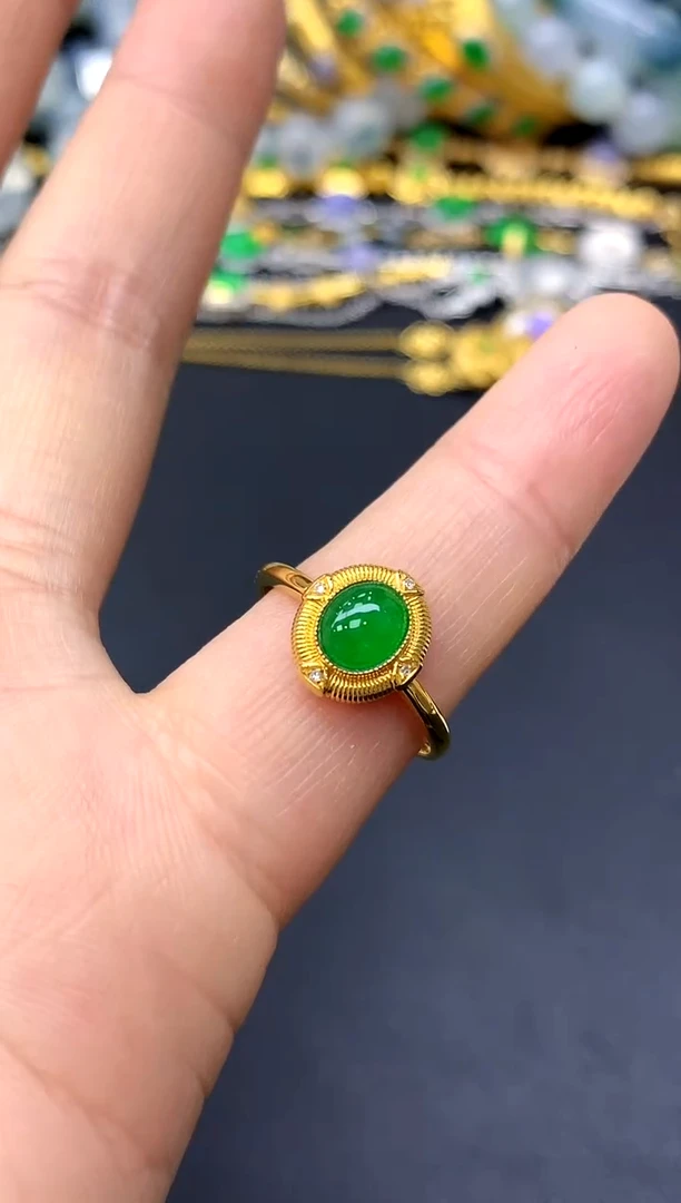 18K金镶嵌戒指翡翠462-中国好珍宝