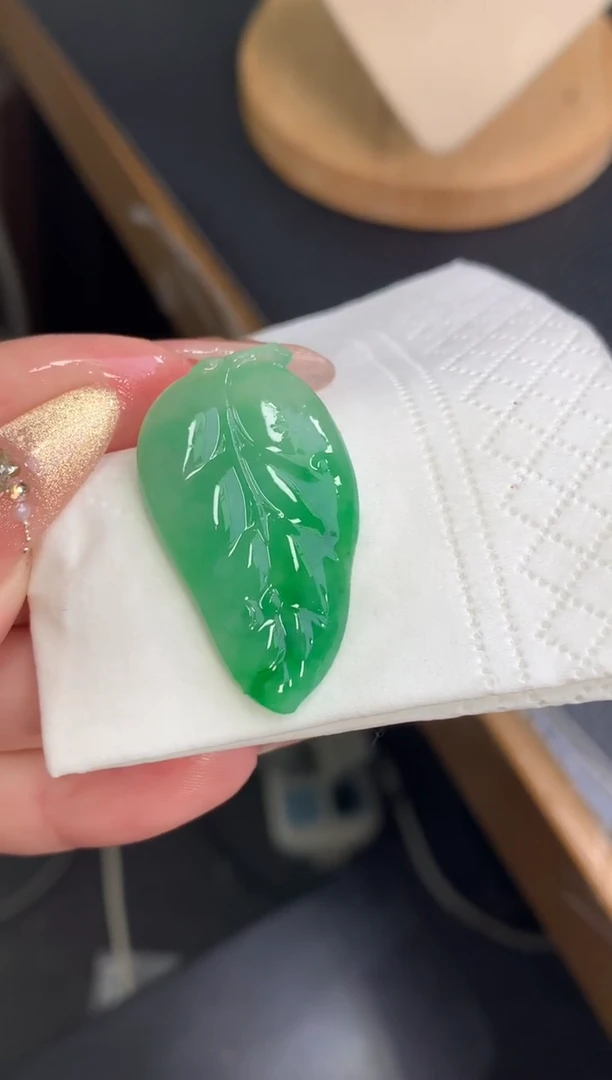 未镶嵌定制翡翠叶子