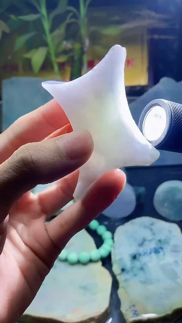 颈饰未镶嵌翡翠小雨200