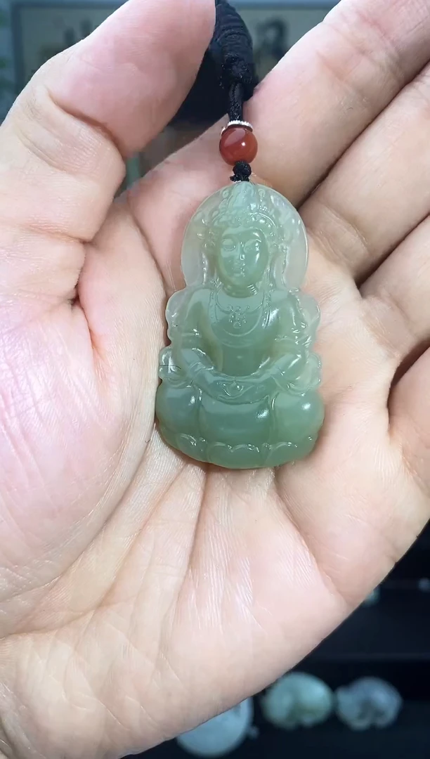 和田玉未镶嵌颈饰1