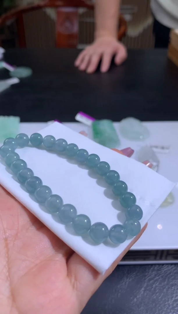 未镶嵌定制翡翠小*儿翡翠