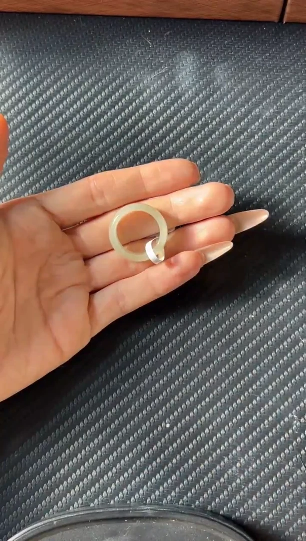 未镶嵌戒圈和田玉且末近矿微色差戒圈19