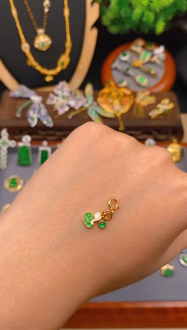 【闪购商品】翡翠吊坠(不含链)银S925镶嵌白菜