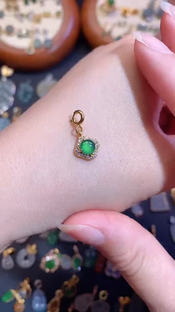 翡翠银S925镶嵌颈饰1111111111111