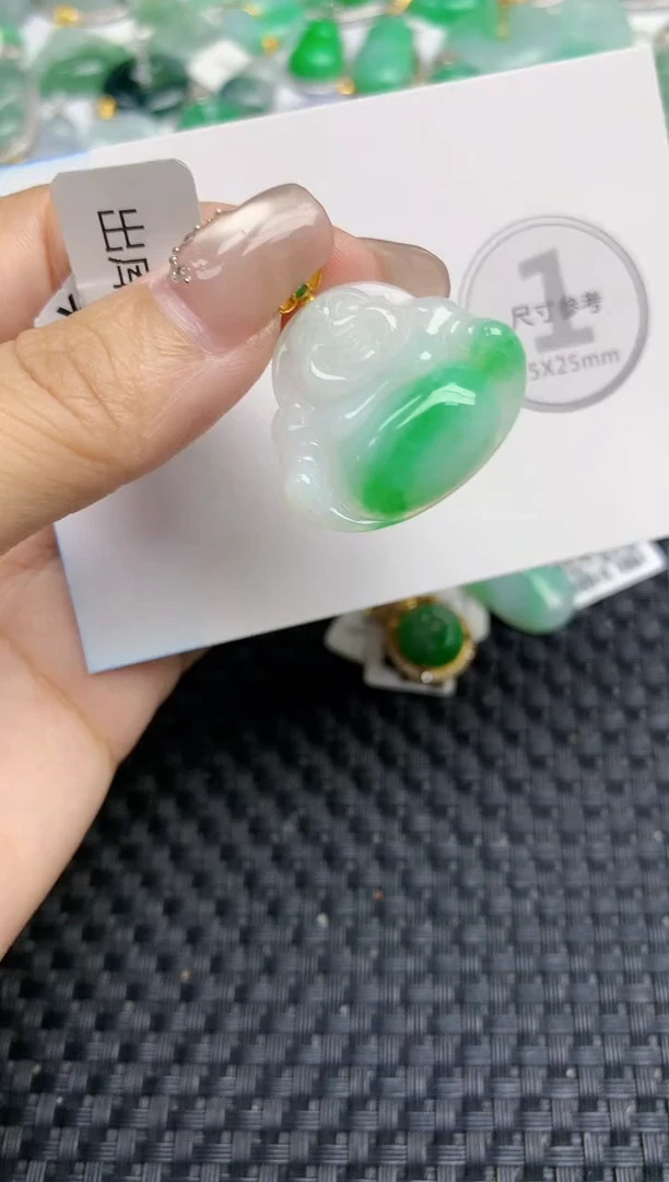 颈饰18K金镶嵌翡翠天然缅甸A货翡翠百元以上9元证书费自理