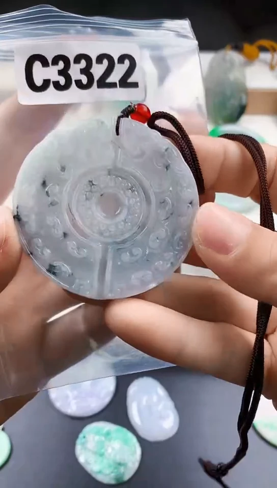 颈饰未镶嵌翡翠天然翡翠吊坠挂件