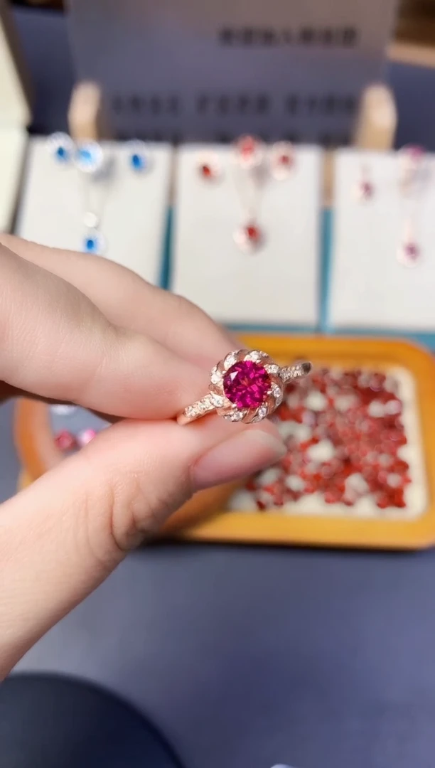 银S925镶嵌戒指石榴石天然镁铝