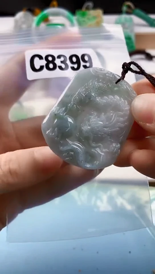 翡翠未镶嵌颈饰天然翡翠吊坠挂件