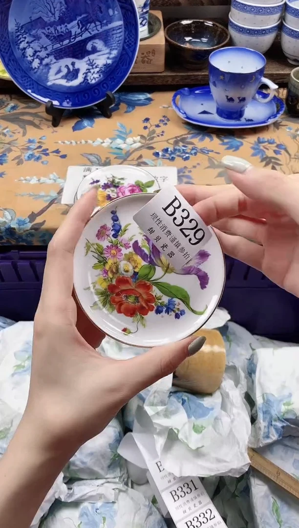 瓷片J*                B329