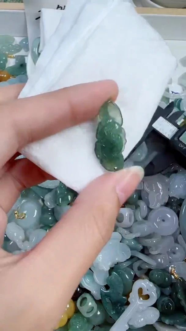 散珠翡翠305号链接，A货翡翠