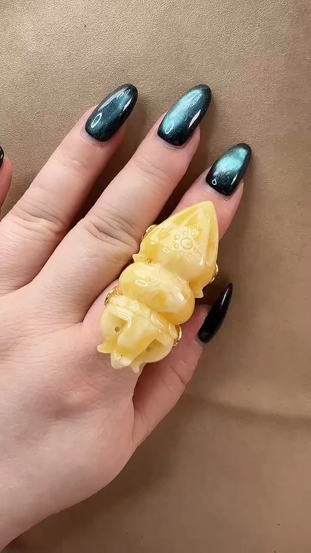 琥珀颈饰未镶嵌戒指