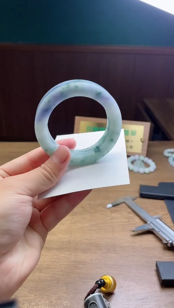 未镶嵌手镯定制翡翠k****y定制