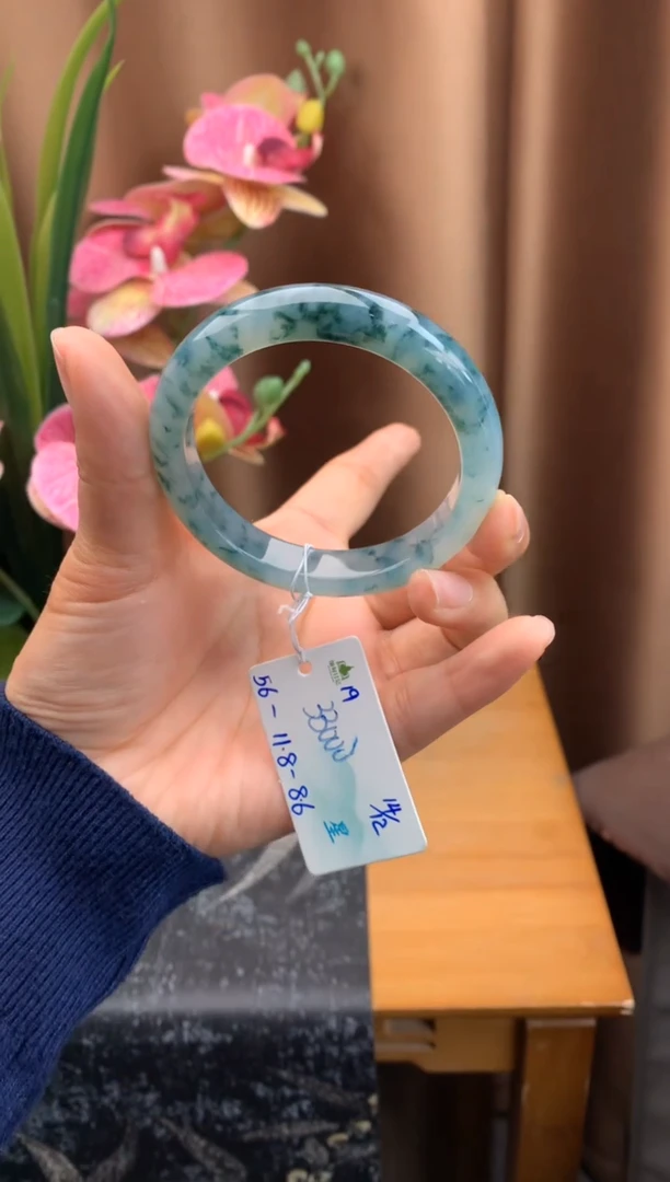 未镶嵌手镯翡翠翡翠自带#送人#，假一赔三