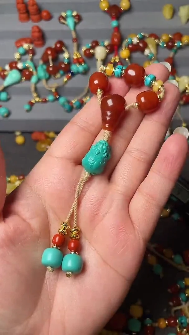 未镶嵌配饰玛瑙/玉髓9-11全红