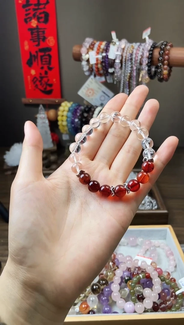 未镶嵌血珀手链血珀白水设计款