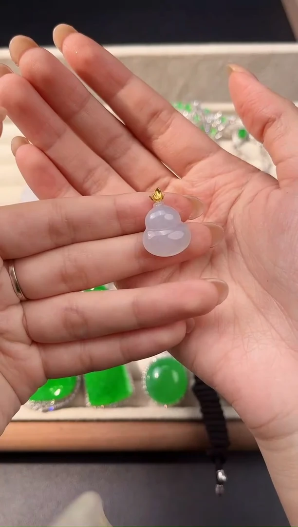 吊坠(不含链)18K金镶嵌翡翠翠小二缅甸翡翠严选