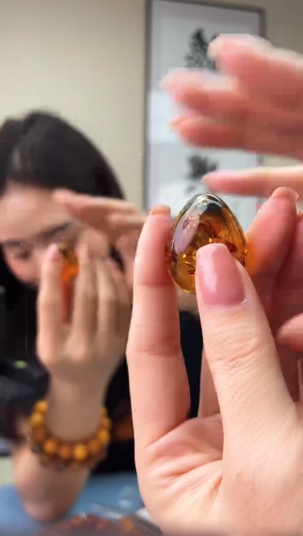 蜜蜡未镶嵌珠宝奇石T0假一罚十多样性发其一