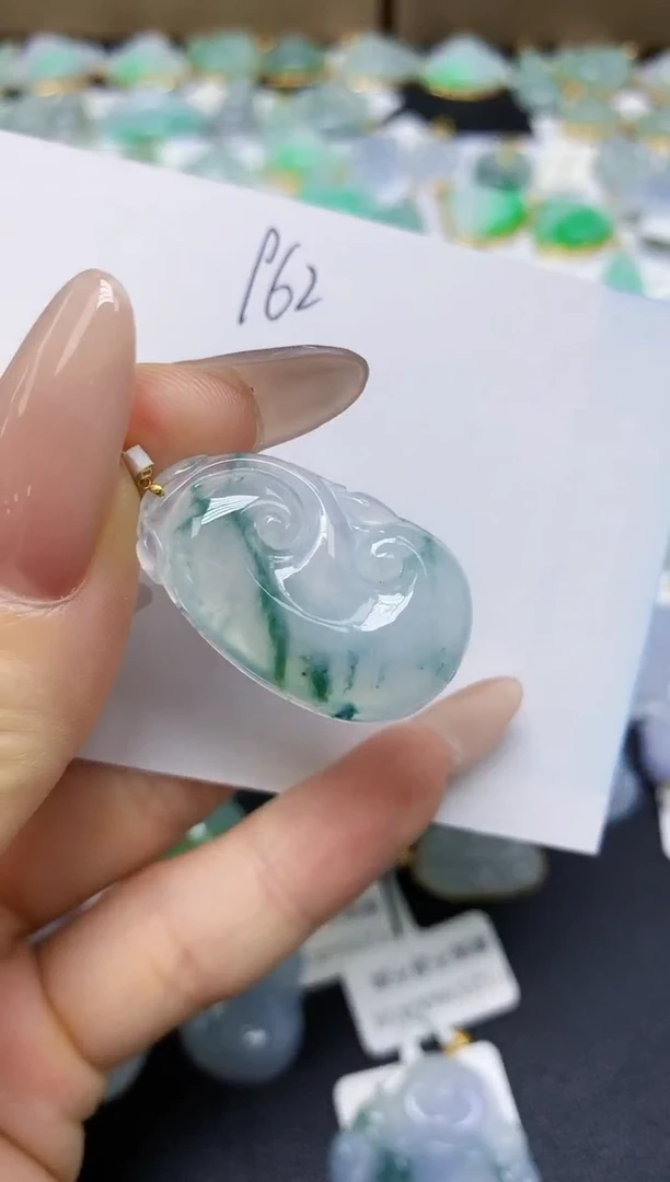 翡翠18K金镶嵌颈饰 天然翡翠A货