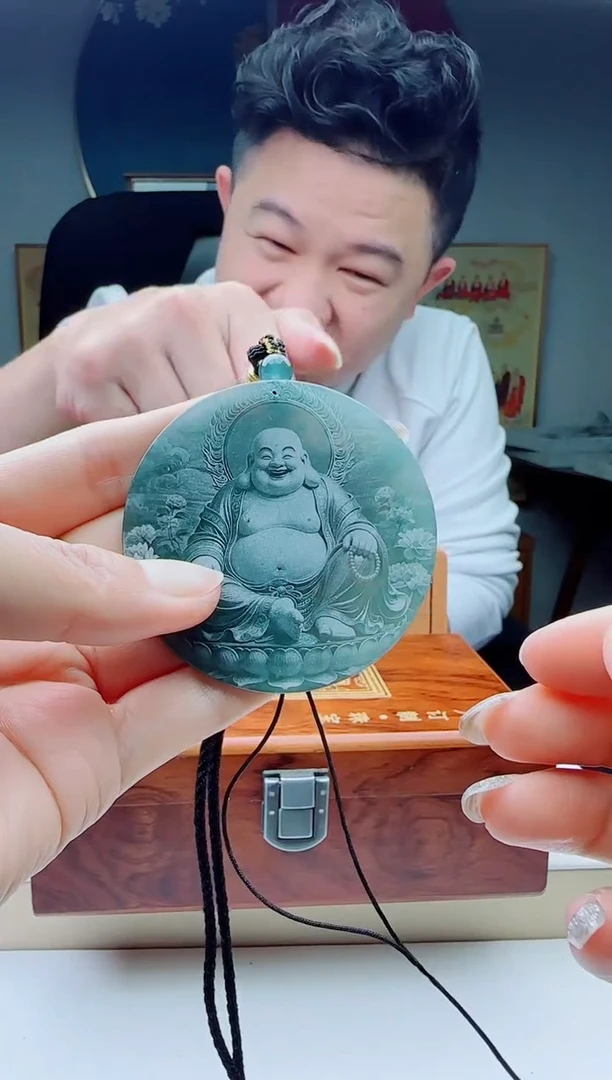 颈饰未镶嵌翡翠多样性发其一