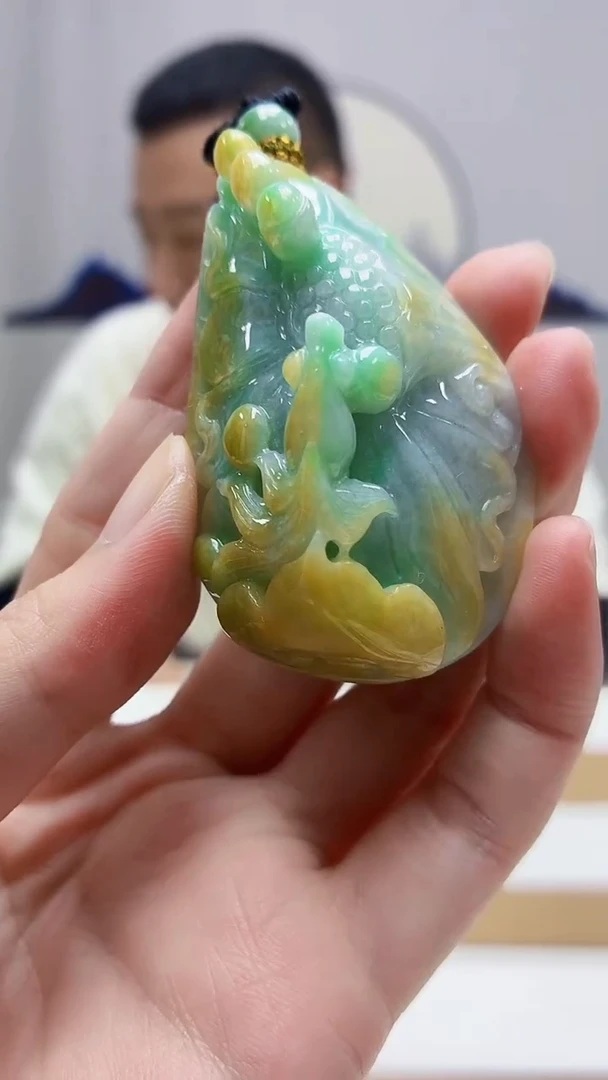 未镶嵌定制翡翠4898zm-毛货挂件29荷叶鱼