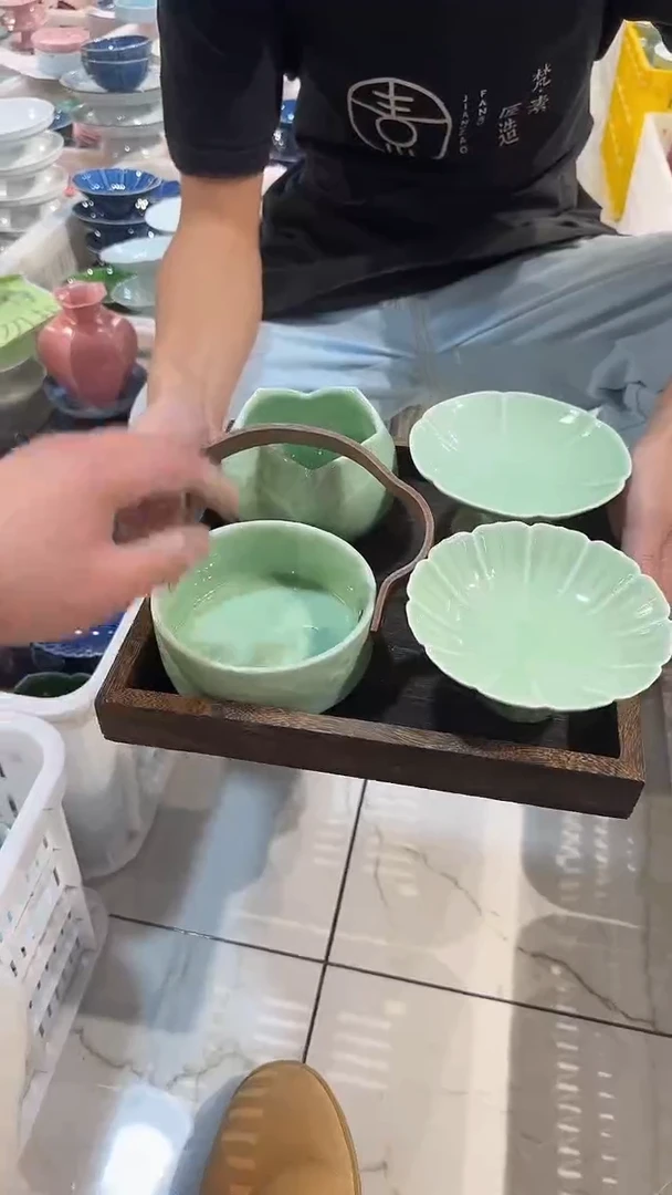 瓷片微瑕商品，介意勿拍 托盘